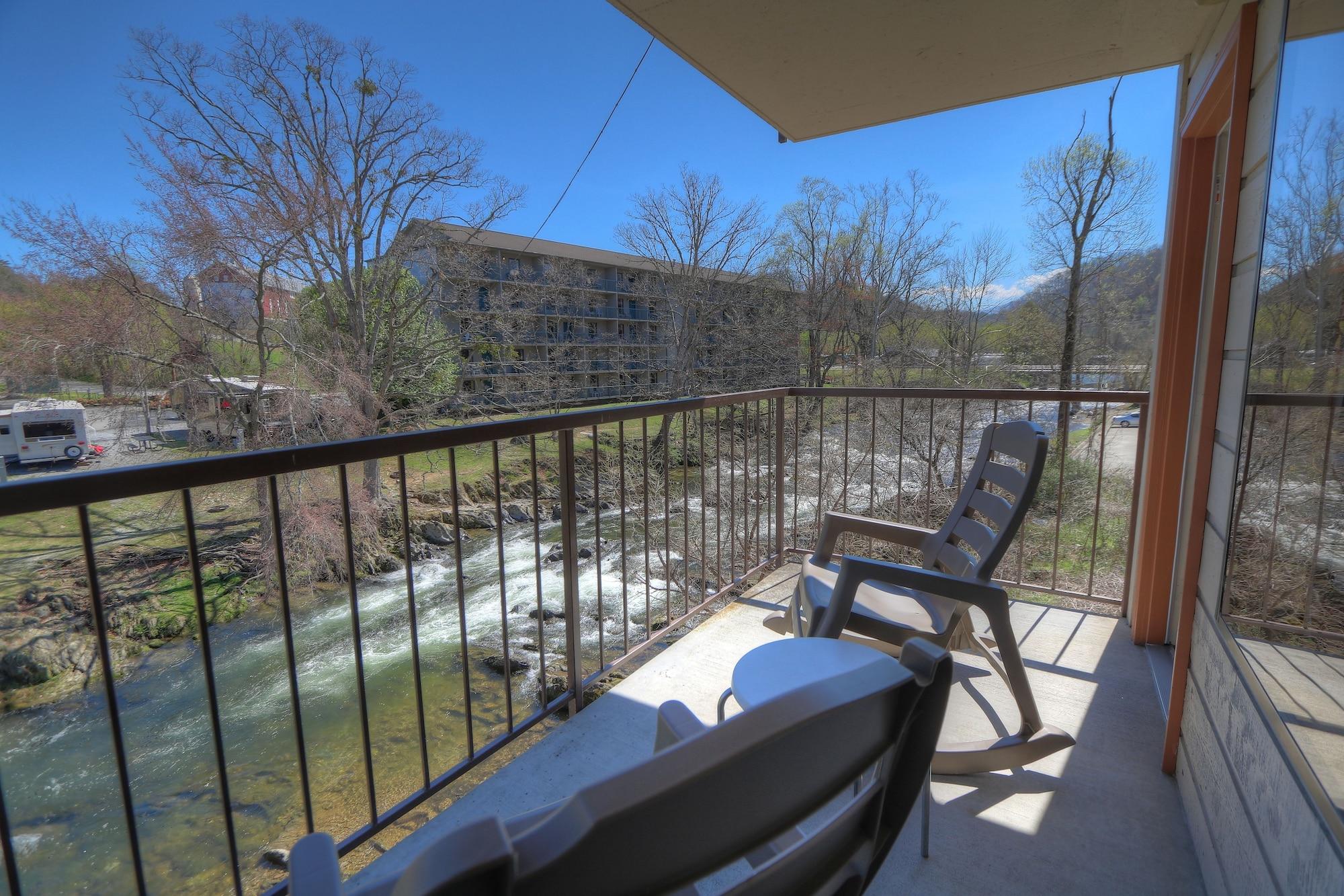 Creekstone Inn Pigeon Forge Eksteriør billede