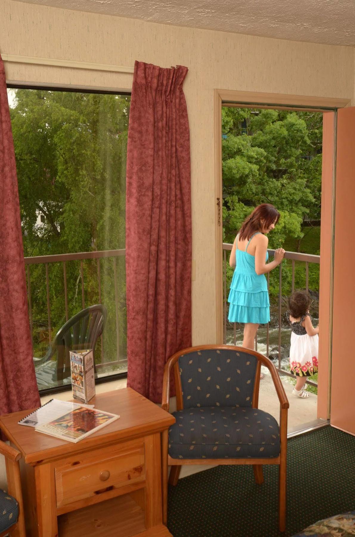 Creekstone Inn Pigeon Forge Eksteriør billede