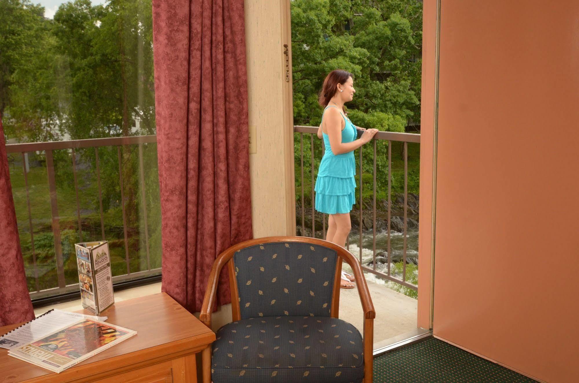 Creekstone Inn Pigeon Forge Eksteriør billede