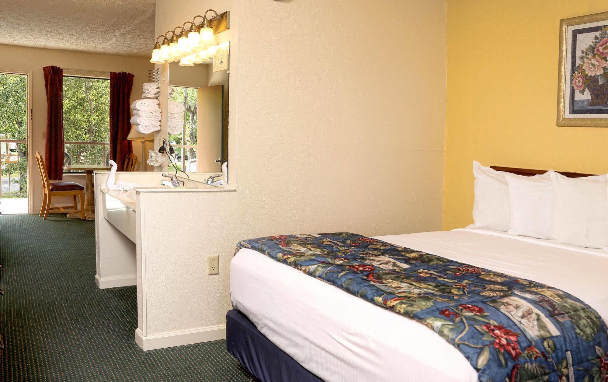 Creekstone Inn Pigeon Forge Eksteriør billede